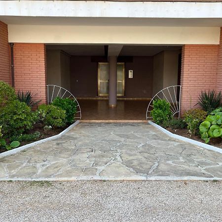Appartamento Apartamento Muy Luminoso En Segunda Linea De Mar Roda de Bará Esterno foto