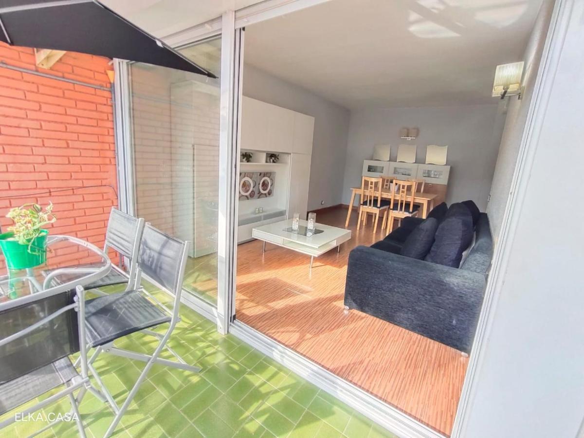 Appartamento Apartamento Muy Luminoso En Segunda Linea De Mar Roda de Bará Esterno foto