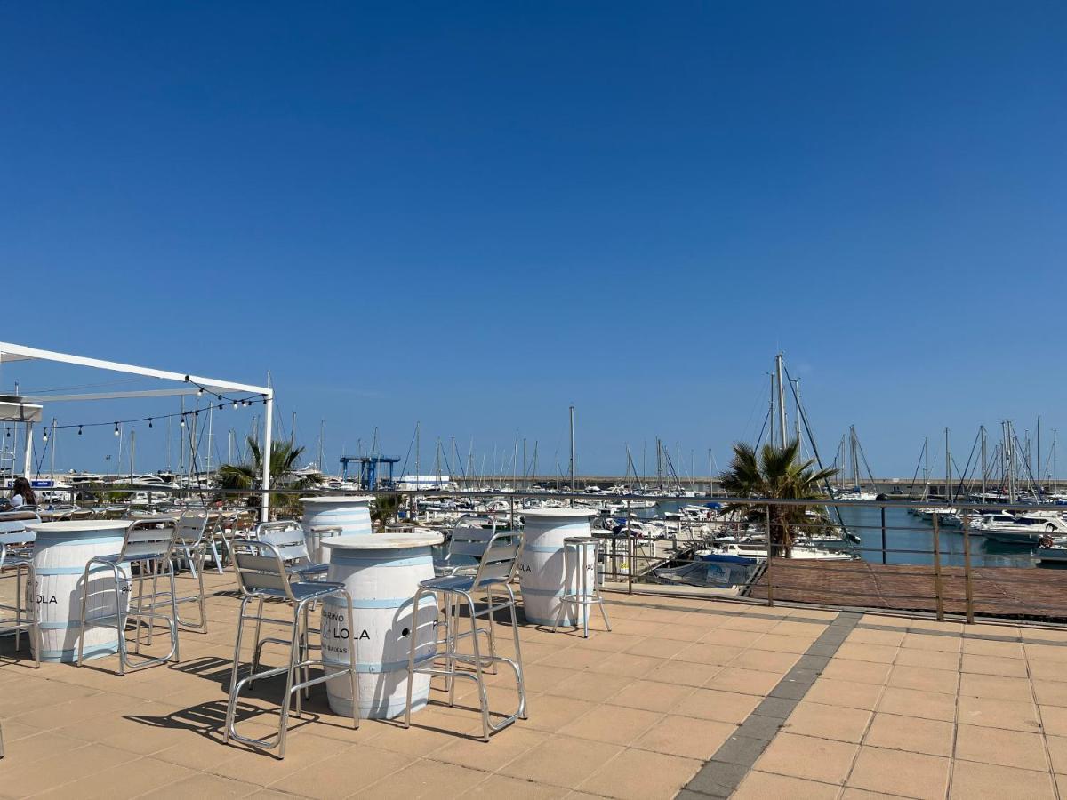 Appartamento Apartamento Muy Luminoso En Segunda Linea De Mar Roda de Bará Esterno foto